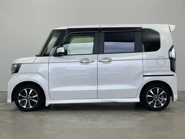 ホンダ Ｎ ＢＯＸ カスタム G L ホンダセンシング 新潟県 2020(令2)年 6.1万km プラチナホワイトパール 純正メモリナビ/（BT/FM/AM/フルセグTV）/バックカメラ/ステアリングスイッチ/両側パワースライドドア/前後ドライブレコーダー/シーケンシャルウィンカー/エンジンスターター/サンシェード/電格ミラー/ドアバイザー/ETC/スペアキー2本/取扱説明書/保証書/整備記録簿