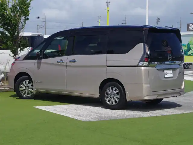 日産 セレナ e－パワー XV 千葉県 2018(平30)年 4.1万km カシミヤグレージュ 2トーン エマージェンシーブレーキ/プロパイロット/インテリジェントクルーズコントロール/インテリジェントルームミラー/ハンズフリー両側パワースライドドア/純正SDナビ/地デジTV/【BD/DVD/CD再生機能　Bluetooth接続】/アラウンドビューモニター/ドライブレコーダー/ETC/LEDヘッドライト/ウインカーミラー/コーナーセンサー/純正15インチアルミホイル/サイド/カーテンエアバッグ/インテリジェントキー