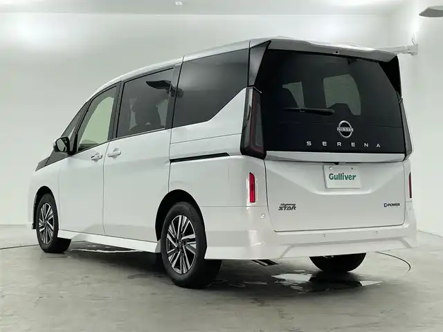 日産 セレナ e－パワー ハイウェイスター V 福井県 2025(令7)年 0.1千km プリズムホワイト 登録済未使用車/12.3インチアドバンスドドライブアシストディスプレイ/NissanConnectナビゲーションシステム/アラウンドビューモニター/プロパイロット（ナビリンク機能付）/プロパイロット緊急停止支援システム/後席専用モニターHDMI NissanConnectナビ付車用/スペアキー/両側パワースライドドア/置くだけ充電 /デジタルインナーミラー /前後コーナーセンサー /純正16インチアルミホイール/ETC2.0ユニット/前後ドライブレコーダー