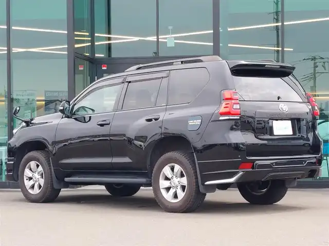 トヨタ ランドクルーザー プラド TX 東京都 2021(令3)年 4.2万km ブラック モデリスタエアロ/純正9インチナビ（NSZT-Y68T)/・T-Connect/・Bluetooth接続/・フルセグTV/・HDMI/・バックカメラ/Toyota Safety Sense/・レーダークルーズコントロール/・PCA（プリクラッシュセーフティー）/・LDA（レーンディパーチャーアラート）/・RSA（ロードサインアシスト）/・先行車発信告知/・クリアランスソナー/・オートマチックハイビーム/プッシュスタート/前後ドライブレコーダー/デジタルインナーミラー/ETC2.0/ルーフレール/LEDヘッドライト/ドアバイザー/17インチ純正アルミホイール/スマートキー/スペアキー