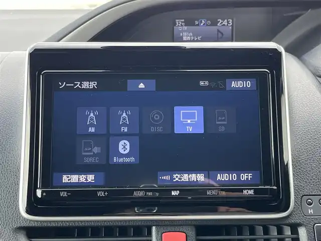 トヨタ ヴォクシー ZS 煌Ⅱ 奈良県 2020(令2)年 4.5万km ホワイトパールクリスタルシャイン ワンオーナー/純正9インチナビ（NSZT-Y68T）/（フルセグ/BT/CD/DVD)/クルーズコントロール/バックカメラ/コーナーセンサー（前後）/衝突軽減システム/レーンキープアシスト/両側パワースライドドア/後席サンシェード/オートライト/ETC/純正16インチAW/保証書