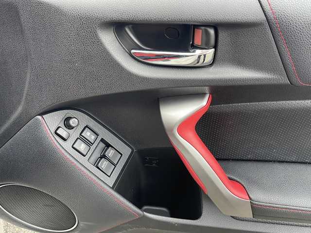 トヨタ ８６ GT リミテッド 福島県 2014(平26)年 3.8万km サテンホワイトパール オートマシフト 純正ナビ フルセグTV Bluetooth バックカメラ ハーフレザーシート パドルシフト オートライト シートヒーター ETC リアウィング 17インチ純正アルミホイール スマートキー