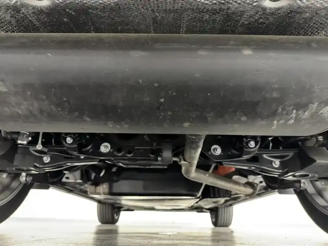 レクサス ＮＸ 350h バージョンL 三重県 2023(令5)年 1.4万km ソニッククォーツ Pガソリン・ハイブリッド/FF/MTモード付CVT/14インチディスプレイオーディオPlus＋ナビ/（FM/AM/TV/Bluetooth/USB/iPod/Miracast/CarPlay/AndroidAuto）/バックカメラ・サイドカメラ（助手席側）/ETC2.0/LEXUS Safety System＋/・プリクラッシュセーフティ/・緊急時操舵支援＋フロントクロストラフィックアラート＋レーンチェンジアシスト/・アダプティブハイビームシステム/・レーントレーシングアシスト/・レーダークルコン/・ロードサインアシスト/・プロアクティブドライビングアシスト/●ブラインドスポットモニター/●安心降車アシスト/●パーキングサポートブレーキ（前後静止物＋後方接近車両）/●ITS Connect/など/装備/・茶革シート（本革）/・8wayパワーシート（Dメモリー、ランバーサポート付/N）/・シートベンチレーション（D/N）/・シートヒーター（D/N/REAR）/・ハンズフリーパワーバックドア/・AC100Vコンセント（100W）/・カラーヘッドアップディスプレイ（連動ステアリングスイッチ付）/・左右独立オートエアコン/・オートライト、3眼LEDヘッドランプ/・20inAW/・スマートキーx2、カードキーx1/など