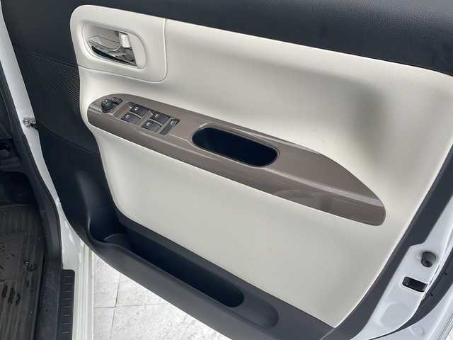 ダイハツ ムーヴ キャンバス G メイクアップ VS SAⅢ 沖縄県 2021(令3)年 1.7万km パールホワイトⅢ/ナチュラルベージュマイカメタリック 2トーン 純正ナビ(ＮＳＺＮ－Ｘ７１Ｄ)/(フルセグＴＶ　Ｂｌｕｅｔｏｏｔｈ　ＣＤ　ＤＶＤ　ＡＭ　ＦＭ)/パノラマモニター/両側パワースライドドア/ＥＴＣ/ドライブレコーダー/ＵＳＢ入力端子/ＨＤＭＩ/シートヒーター/スマートキー/ステアリングスイッチ/アイドリングストップ/オートライト/オートマチックハイビーム/ＬＥＤヘッドライト/純正フロアマット