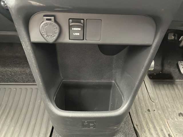 ダイハツ ムーヴ キャンバス G メイクアップ VS SAⅢ 沖縄県 2021(令3)年 1.7万km パールホワイトⅢ/ナチュラルベージュマイカメタリック 2トーン 純正ナビ(ＮＳＺＮ－Ｘ７１Ｄ)/(フルセグＴＶ　Ｂｌｕｅｔｏｏｔｈ　ＣＤ　ＤＶＤ　ＡＭ　ＦＭ)/パノラマモニター/両側パワースライドドア/ＥＴＣ/ドライブレコーダー/ＵＳＢ入力端子/ＨＤＭＩ/シートヒーター/スマートキー/ステアリングスイッチ/アイドリングストップ/オートライト/オートマチックハイビーム/ＬＥＤヘッドライト/純正フロアマット