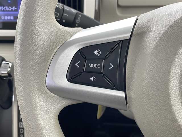 ダイハツ ムーヴ キャンバス G メイクアップ VS SAⅢ 沖縄県 2021(令3)年 1.7万km パールホワイトⅢ/ナチュラルベージュマイカメタリック 2トーン 純正ナビ(ＮＳＺＮ－Ｘ７１Ｄ)/(フルセグＴＶ　Ｂｌｕｅｔｏｏｔｈ　ＣＤ　ＤＶＤ　ＡＭ　ＦＭ)/パノラマモニター/両側パワースライドドア/ＥＴＣ/ドライブレコーダー/ＵＳＢ入力端子/ＨＤＭＩ/シートヒーター/スマートキー/ステアリングスイッチ/アイドリングストップ/オートライト/オートマチックハイビーム/ＬＥＤヘッドライト/純正フロアマット