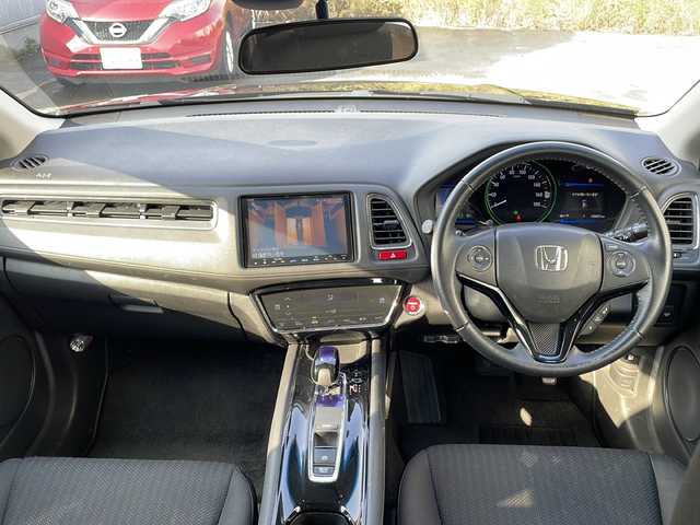 ホンダ ヴェゼル ハイブリッド X 青森県 2014(平26)年 12.1万km クリスタルブラックパール ・4WD/・純正ナビ/・バックカメラ/・Bluetooth/・衝突軽減ブレーキ/・クルーズコントロール/・プッシュスタート/・スマートキー/・パドルシフト/・純正16AW/・純正LEDヘッドライト/・純正フォグ/・ETC/・保証書・取説あり