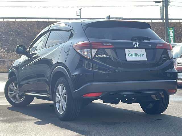 ホンダ ヴェゼル ハイブリッド X 青森県 2014(平26)年 12.1万km クリスタルブラックパール ・4WD/・純正ナビ/・バックカメラ/・Bluetooth/・衝突軽減ブレーキ/・クルーズコントロール/・プッシュスタート/・スマートキー/・パドルシフト/・純正16AW/・純正LEDヘッドライト/・純正フォグ/・ETC/・保証書・取説あり