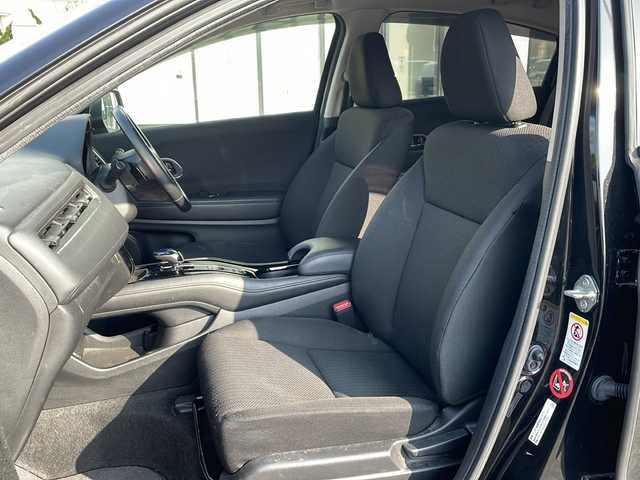 ホンダ ヴェゼル ハイブリッド X 青森県 2014(平26)年 12.1万km クリスタルブラックパール ・4WD/・純正ナビ/・バックカメラ/・Bluetooth/・衝突軽減ブレーキ/・クルーズコントロール/・プッシュスタート/・スマートキー/・パドルシフト/・純正16AW/・純正LEDヘッドライト/・純正フォグ/・ETC/・保証書・取説あり