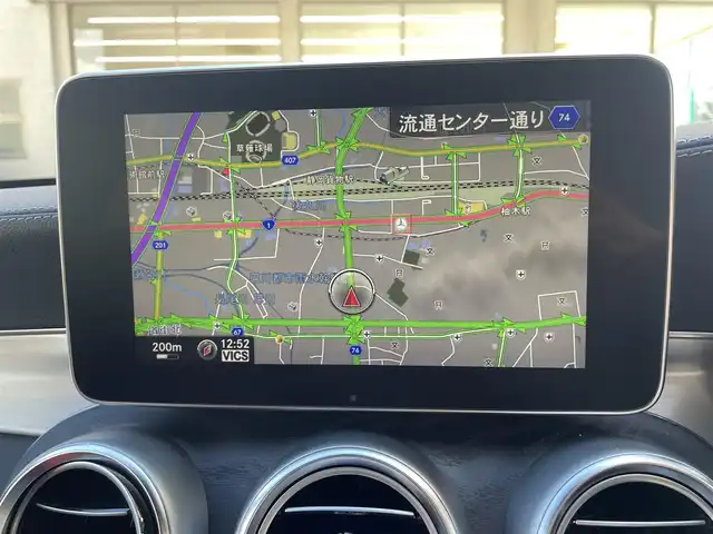メルセデス・ベンツ Ｃ２５０ スポーツ 静岡県 2015(平27)年 2.2万km ポーラホワイト ワンオーナー/純正ナビ/フルセグTV/DVD/CD/BT/バックカメラ/ブルメスターサウンド/赤革シート/前席シートヒーター/前席メモリー付パワーシート/パフュームアトマイザー/パワートランク/ビルトインETC/LEDヘッドライト/前方ドライブレコーダー/パドルシフト/衝突軽減ブレーキ/レーンキープアシスト/クリアランスソナー/ブラインドスポットモニター/ヘッドアップディスプレイ/レーダークルーズコントロール/純正19インチAW/スマートキー×2/保証書/取扱説明書/H30/R2/R4/R6点検記録簿有