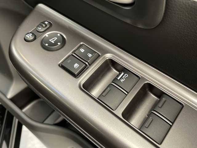 ホンダ フリード ハイブリット G ホンダセンシング 岐阜県 2022(令4)年 1.2万km クリスタルブラックパール 社外10型フローティングナビ/CN-F1X10LD/フルセグ視聴/バックモニター/CD/DVD/両側電動スライドドア/ホンダセンシング/追従クルーズコントロール/LEDヘッドライト/オートライト/純正15インチアルミホイール/プッシュスタート/スマートキー/前後ドライブレコーダー/USBオート/ETC/アイドリングストップ/ハーフレザーシート/シートヒーター/純正フロアマット