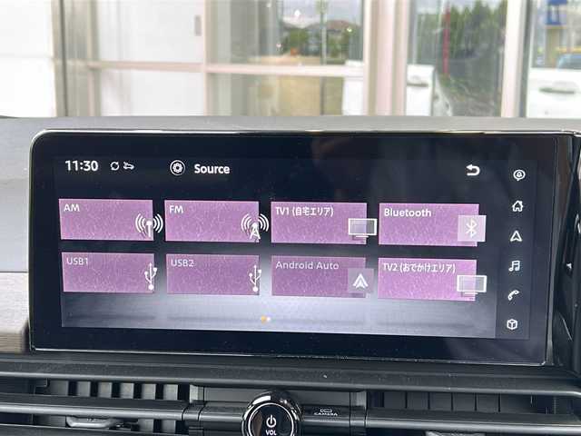 日産 セレナ e－パワー ハイウェイスター V 静岡県 2023(令5)年 0.5万km ダイヤモンドブラック 純正ナビ/・（Bluetooth/CD/DVD/USB/フルセグTV/　HDMI/ラジオ/主要装備/・プロパイロットシステム/・エマージェンシーブレーキー/・レーンキープアシスト/・全方位カメラ/・アラウンドビューモニター/・両側パワースライドドア/・フリップダウンモニター/・デジタルインナーミラー/・BSM/・置くだけ充電/・AC1500/・SOSコール/・オートホールド/・ステアリングリモコン/・ETC2.0