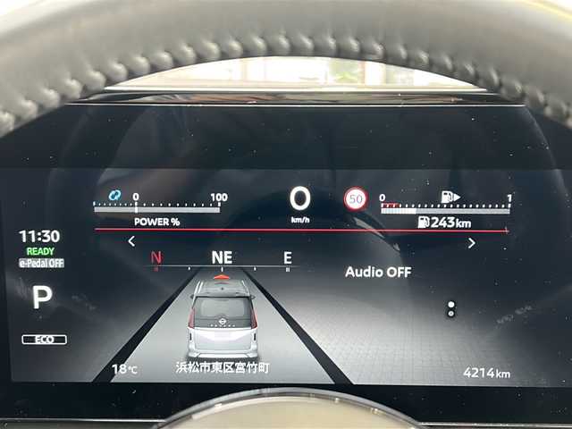 日産 セレナ e－パワー ハイウェイスター V 静岡県 2023(令5)年 0.5万km ダイヤモンドブラック 純正ナビ/・（Bluetooth/CD/DVD/USB/フルセグTV/　HDMI/ラジオ/主要装備/・プロパイロットシステム/・エマージェンシーブレーキー/・レーンキープアシスト/・全方位カメラ/・アラウンドビューモニター/・両側パワースライドドア/・フリップダウンモニター/・デジタルインナーミラー/・BSM/・置くだけ充電/・AC1500/・SOSコール/・オートホールド/・ステアリングリモコン/・ETC2.0