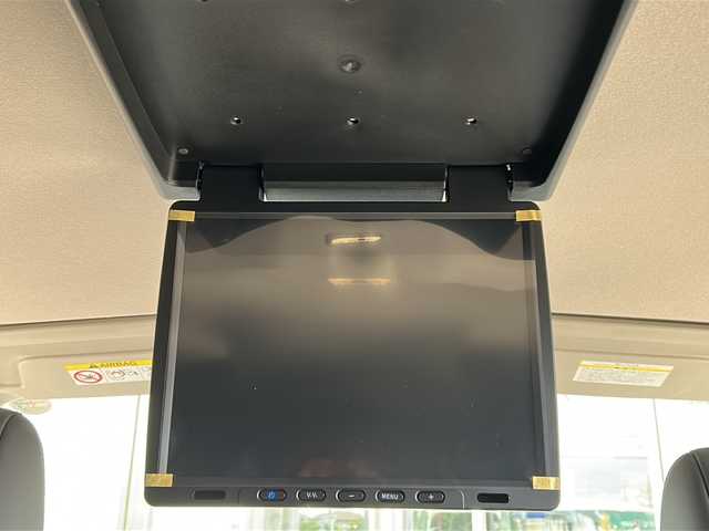 日産 セレナ e－パワー ハイウェイスター V 静岡県 2023(令5)年 0.5万km ダイヤモンドブラック 純正ナビ/・（Bluetooth/CD/DVD/USB/フルセグTV/　HDMI/ラジオ/主要装備/・プロパイロットシステム/・エマージェンシーブレーキー/・レーンキープアシスト/・全方位カメラ/・アラウンドビューモニター/・両側パワースライドドア/・フリップダウンモニター/・デジタルインナーミラー/・BSM/・置くだけ充電/・AC1500/・SOSコール/・オートホールド/・ステアリングリモコン/・ETC2.0