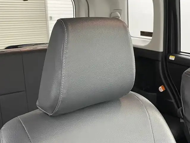 トヨタ ルーミー カスタムG 岡山県 2019(令1)年 3.6万km パールホワイトⅢ 社外9型ナビ MDV-M906HDL/地デジ/DVD/Bluetooth/SD/バックカメラ/スマートアシスト/両側パワースライドドア/シートヒーター/純正フロアマット/純正15インチアルミホイール/ビルトインETC2.0/クルーズコントロール/LEDヘッドライト/オートライト/プッシュスタート /スマートキー/シートカバー