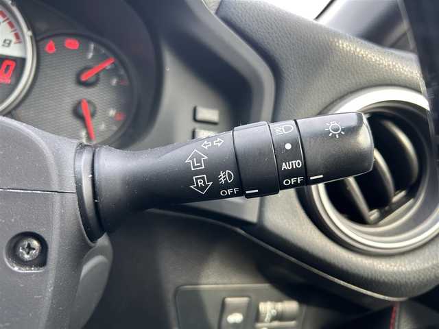 トヨタ ８６ GT 佐賀県 2012(平24)年 7万km ライトニングレッド 純正ナビ/　　CD/DVD/BT/フルセグ/バックカメラ/HIDオートライト/純正17インチアルミホイール/SPORTモードボタン/SNOWモードボタン/VSC SPORTボタン/トランクオープナー/スマートキー/ETC