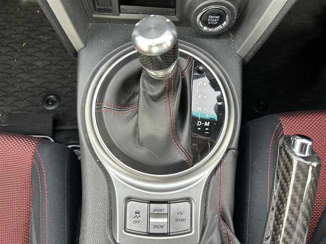 トヨタ ８６ GT 佐賀県 2012(平24)年 7万km ライトニングレッド 純正ナビ/　　CD/DVD/BT/フルセグ/バックカメラ/HIDオートライト/純正17インチアルミホイール/SPORTモードボタン/SNOWモードボタン/VSC SPORTボタン/トランクオープナー/スマートキー/ETC