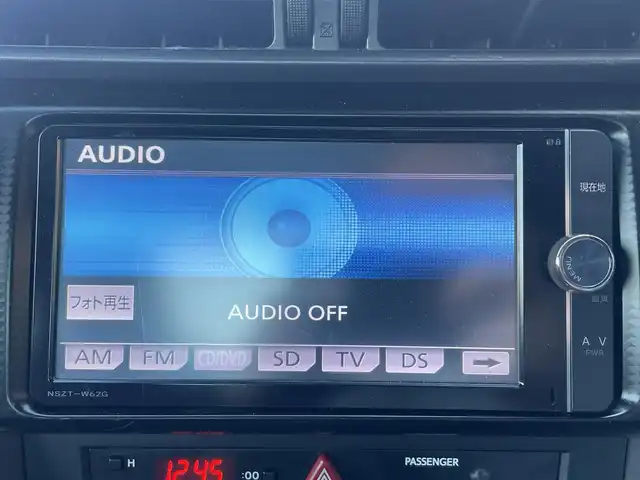 トヨタ ８６ GT 佐賀県 2012(平24)年 7万km ライトニングレッド 純正ナビ/・バックカメラ/・フルセグTV/BT/CD/DVD/社外ドラレコ型デジタルインナーミラー(SDなし)/HIDヘッドライト/オートライト/フォグランプ/純正17インチＡＷ/パドルシフト/ＥＴＣ/プッシュスタート/スペアキー×1/取扱説明書/保証書