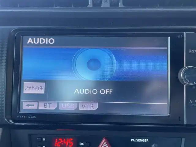 トヨタ ８６ GT 佐賀県 2012(平24)年 7万km ライトニングレッド 純正ナビ/・バックカメラ/・フルセグTV/BT/CD/DVD/社外ドラレコ型デジタルインナーミラー(SDなし)/HIDヘッドライト/オートライト/フォグランプ/純正17インチＡＷ/パドルシフト/ＥＴＣ/プッシュスタート/スペアキー×1/取扱説明書/保証書