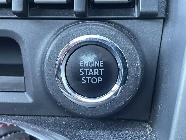 トヨタ ８６ GT 佐賀県 2012(平24)年 7万km ライトニングレッド 純正ナビ/・バックカメラ/・フルセグTV/BT/CD/DVD/社外ドラレコ型デジタルインナーミラー(SDなし)/HIDヘッドライト/オートライト/フォグランプ/純正17インチＡＷ/パドルシフト/ＥＴＣ/プッシュスタート/スペアキー×1/取扱説明書/保証書