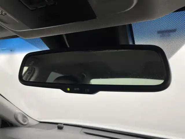 トヨタ カムリ WSレザーパッケージ 群馬県 2020(令2)年 10.7万km プラチナホワイトパールマイカ AC100V/CD/DVDプレーヤー/純正８インチディスプレイナビ/・JBLプレミアムサウンドシステム/・フルセグTV/Apple CarPlay/Android Auto/・AM/FM/Bluetooth/USB/Miracast//＝＝＝＝＝＝＝/Toyota Safety Sense/・プリクラッシュセーフティ/・レーンディパーチャーアラート/・オートマチックハイビーム/・レーダークルーズコントロール/インテリジェントクリアランスソナー/カラーヘッドアップディスプレイ/ブラインドスポットモニター/リヤクロストラフィックオートブレーキ/車両接近通報装置/パドルシフト/前席パワーシート/シートヒーター