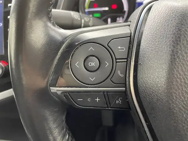 トヨタ カムリ WSレザーパッケージ 群馬県 2020(令2)年 10.7万km プラチナホワイトパールマイカ AC100V/CD/DVDプレーヤー/純正８インチディスプレイナビ/・JBLプレミアムサウンドシステム/・フルセグTV/Apple CarPlay/Android Auto/・AM/FM/Bluetooth/USB/Miracast//＝＝＝＝＝＝＝/Toyota Safety Sense/・プリクラッシュセーフティ/・レーンディパーチャーアラート/・オートマチックハイビーム/・レーダークルーズコントロール/インテリジェントクリアランスソナー/カラーヘッドアップディスプレイ/ブラインドスポットモニター/リヤクロストラフィックオートブレーキ/車両接近通報装置/パドルシフト/前席パワーシート/シートヒーター