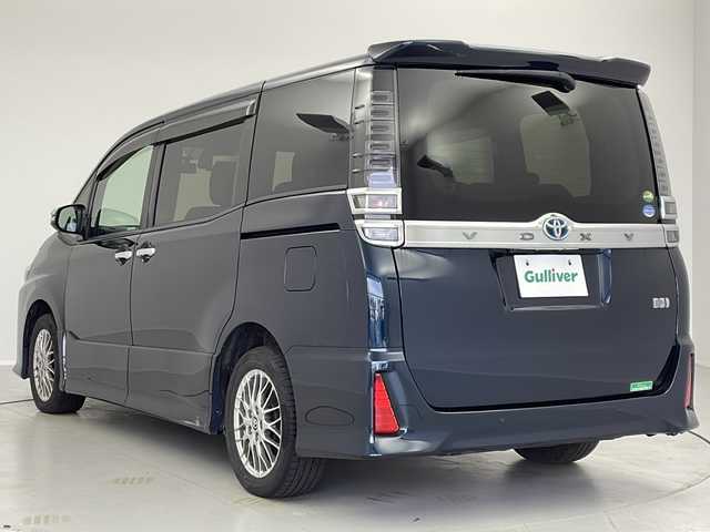 トヨタ ヴォクシー ハイブリッド ZS 煌Ⅱ 茨城県 2020(令2)年 5.9万km ブラッキッシュアゲハガラスフレーク 11インチナビ/フルセグTV/バックモニター/両側電動スライドドア/LEDライト/ETC/前後ドライブレコーダー/アダプティブクルーズコントロール/シートヒーター（D＋N席）/衝突軽減ブレーキ/横滑り防止機能/レーンキープアシスト/プッシュスタート/スマートキー