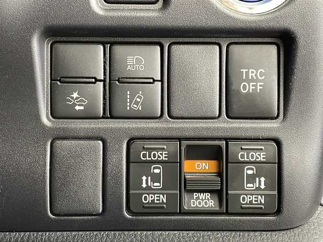 トヨタ ヴォクシー ハイブリッド ZS 煌Ⅱ 茨城県 2020(令2)年 5.9万km ブラッキッシュアゲハガラスフレーク 11インチナビ/フルセグTV/バックモニター/両側電動スライドドア/LEDライト/ETC/前後ドライブレコーダー/アダプティブクルーズコントロール/シートヒーター（D＋N席）/衝突軽減ブレーキ/横滑り防止機能/レーンキープアシスト/プッシュスタート/スマートキー