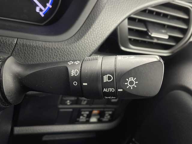 トヨタ ヴォクシー ハイブリッド ZS 煌Ⅱ 茨城県 2020(令2)年 5.9万km ブラッキッシュアゲハガラスフレーク 11インチナビ/フルセグTV/バックモニター/両側電動スライドドア/LEDライト/ETC/前後ドライブレコーダー/アダプティブクルーズコントロール/シートヒーター（D＋N席）/衝突軽減ブレーキ/横滑り防止機能/レーンキープアシスト/プッシュスタート/スマートキー