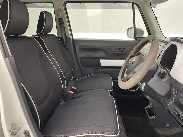 スズキ ハスラー G 兵庫県 2015(平27)年 7.9万km クリスタルホワイトパール/ブラック2トーン ・社外SDナビ/・ワンセグTV/・DVD再生可能/・バックカメラ/・ETC/・シートヒーターD席のみ/・衝突軽減ブレーキ/・アイドリングストップ/・横滑り防止装置/・スマートキー/・プッシュスタート/・社外フロアマット/・ドアバイザー