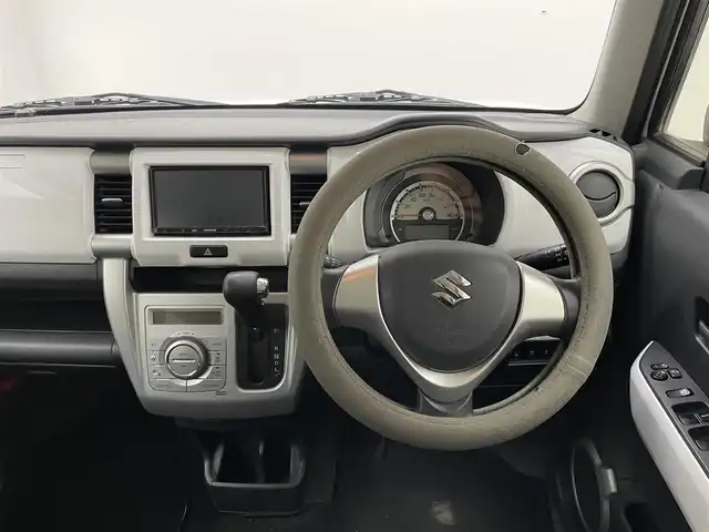 スズキ ハスラー G 兵庫県 2015(平27)年 7.9万km クリスタルホワイトパール/ブラック2トーン ・社外SDナビ/・ワンセグTV/・DVD再生可能/・バックカメラ/・ETC/・シートヒーターD席のみ/・衝突軽減ブレーキ/・アイドリングストップ/・横滑り防止装置/・スマートキー/・プッシュスタート/・社外フロアマット/・ドアバイザー