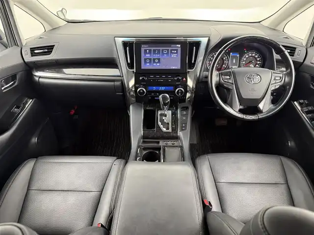 トヨタ アルファード S Cパッケージ 愛知県 2020(令2)年 5.3万km ホワイトパールクリスタルシャイン 純正メーカーディスプレイオーディオナビ/バックカメラ/フリップダウンモニター/両側パワースライドドア/合皮シート/デジタルインナーミラー/ブラインドスポットモニター/プリクラッシュセーフティシステム/レーダークルーズコントロール/純正18インチアルミホイール/LEDヘッドライト/フルセグTV/ドライブレコーダー/シートヒーター/シートベンチレーション/スマートキー/プッシュスタート/電動格納ミラー/ETC