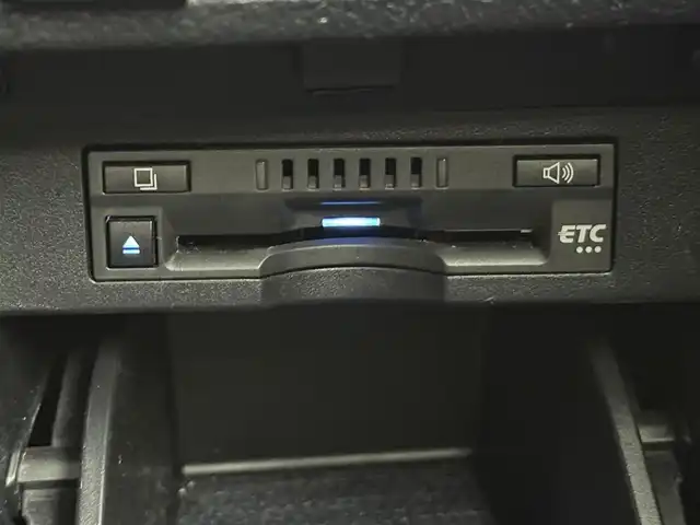 トヨタ アルファード S Cパッケージ 愛知県 2020(令2)年 5.3万km ホワイトパールクリスタルシャイン 純正メーカーディスプレイオーディオナビ/バックカメラ/フリップダウンモニター/両側パワースライドドア/合皮シート/デジタルインナーミラー/ブラインドスポットモニター/プリクラッシュセーフティシステム/レーダークルーズコントロール/純正18インチアルミホイール/LEDヘッドライト/フルセグTV/ドライブレコーダー/シートヒーター/シートベンチレーション/スマートキー/プッシュスタート/電動格納ミラー/ETC