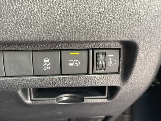 トヨタ ハリアー S 愛知県 2022(令4)年 3.5万km スレートグレーメタリック トヨタセーフティセンス/純正8型ディスプレイオーディオナビ/レーダークルーズコントロール/バックカメラ/コーナーセンサー/純正アルミホイール/ＥＴＣ/レーンキープアシスト/ドライブレコーダー/オートマチックハイビーム/衝突軽減システム/フルセグ/Bluetooth/ステアリングスイッチ/スマートキー/プッシュスタート