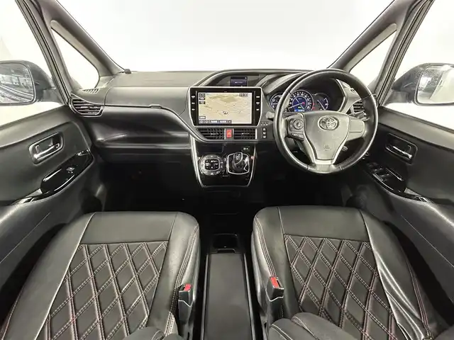 トヨタ ヴォクシー ハイブリッド ZS 煌Ⅱ 佐賀県 2019(令1)年 5.1万km ブラック 純正ディーラー10インチナビ/バックモニター/フルセグテレビ/CD/DVD/BT/SD/FM.AM/プリクラッシュセーフティ/レーンディパーチャーアラート/オートハイビーム/クルーズコントロール/前後ドライブレコーダー/社外シートカバー/ビルトインETC2.0/ステアリングスイッチ/保証書/取扱説明書