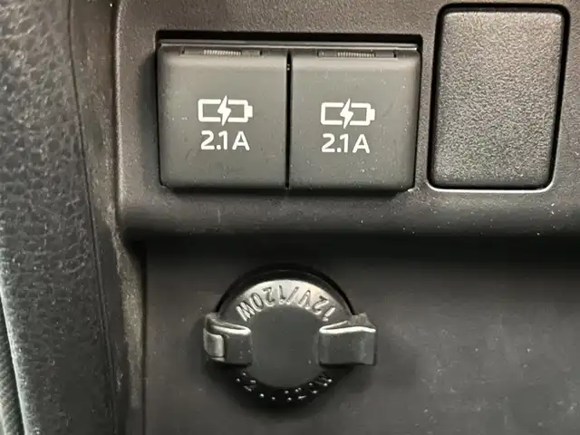 トヨタ ヴォクシー ハイブリッド ZS 煌Ⅱ 佐賀県 2019(令1)年 5.1万km ブラック 純正ディーラー10インチナビ/バックモニター/フルセグテレビ/CD/DVD/BT/SD/FM.AM/プリクラッシュセーフティ/レーンディパーチャーアラート/オートハイビーム/クルーズコントロール/前後ドライブレコーダー/社外シートカバー/ビルトインETC2.0/ステアリングスイッチ/保証書/取扱説明書