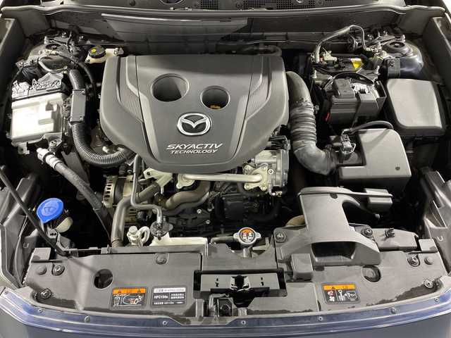 マツダ ＣＸ－３ XD Lパッケージ 神奈川県 2015(平27)年 2.1万km ディープクリスタルブルーマイカ ディーゼルターボ/BOSEプレミアムサウンドシステム/マツダコネクト/フルセグ CD DVD/Bluetooth　USB AM FM　AUX　AM FM/バックカメラ/ｉ－ＡＣＴＩＶＳＥＮＳＥ/マツダクルーズコントロール/ブラインドスポットモニタリング/スマートブレーキサポート/スマートシティブレーキサポート/AT誤発進抑制機能/車線逸脱警報/リアビークルモニタリング/ハイビームコントロール/AFS/アイドリングストップ/純正ビルトインETC/前方ドライブレコーダー/ハーフレザーシート/前席シートヒーター/革巻きステアリング/パドルシフト/プッシュスタート/スマートキー/LEDヘッドランプ/オートライト/純正リアスポイラー/純正18インチアルミホイール/スペアキー