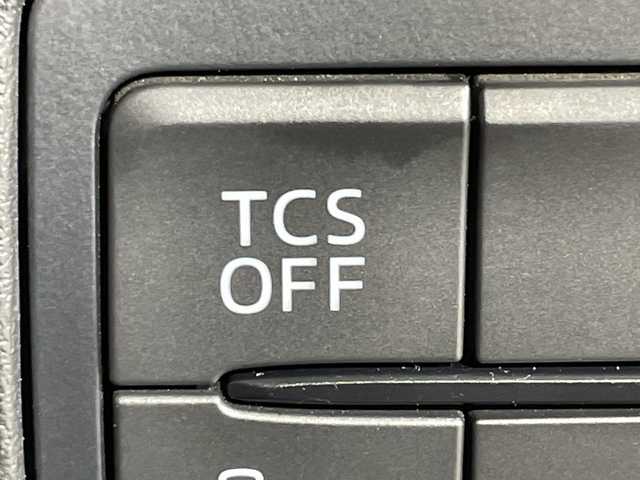 マツダ ＣＸ－３ XD Lパッケージ 神奈川県 2015(平27)年 2.1万km ディープクリスタルブルーマイカ ディーゼルターボ/BOSEプレミアムサウンドシステム/マツダコネクト/フルセグ CD DVD/Bluetooth　USB AM FM　AUX　AM FM/バックカメラ/ｉ－ＡＣＴＩＶＳＥＮＳＥ/マツダクルーズコントロール/ブラインドスポットモニタリング/スマートブレーキサポート/スマートシティブレーキサポート/AT誤発進抑制機能/車線逸脱警報/リアビークルモニタリング/ハイビームコントロール/AFS/アイドリングストップ/純正ビルトインETC/前方ドライブレコーダー/ハーフレザーシート/前席シートヒーター/革巻きステアリング/パドルシフト/プッシュスタート/スマートキー/LEDヘッドランプ/オートライト/純正リアスポイラー/純正18インチアルミホイール/スペアキー