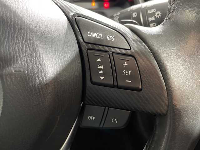 マツダ ＣＸ－３ XD Lパッケージ 神奈川県 2015(平27)年 2.1万km ディープクリスタルブルーマイカ ディーゼルターボ/BOSEプレミアムサウンドシステム/マツダコネクト/フルセグ CD DVD/Bluetooth　USB AM FM　AUX　AM FM/バックカメラ/ｉ－ＡＣＴＩＶＳＥＮＳＥ/マツダクルーズコントロール/ブラインドスポットモニタリング/スマートブレーキサポート/スマートシティブレーキサポート/AT誤発進抑制機能/車線逸脱警報/リアビークルモニタリング/ハイビームコントロール/AFS/アイドリングストップ/純正ビルトインETC/前方ドライブレコーダー/ハーフレザーシート/前席シートヒーター/革巻きステアリング/パドルシフト/プッシュスタート/スマートキー/LEDヘッドランプ/オートライト/純正リアスポイラー/純正18インチアルミホイール/スペアキー