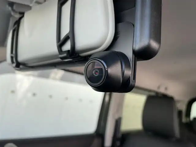 スズキ ハスラー タフワイルド・ターボ 東京都 2025(令7)年 0.2万km クールカーキPM 純正ナビ/バックカメラ/フルセグTV/スズキセーフティセンス/・デュアルカメラブレーキサポート/・誤発進抑制機能/・車線逸脱警報機能・抑制機能/・ふらつき警報機能/・先行車発進お知らせ機能/・アダプティブクルーズコントロール/ETC/ミラー型ドライブレコーダー/社外AW15インチ/純正AWタイヤ付き4本セット車載/革調シートカバー/柿本スポーツマフラー/純正フロアマット/パドルシフト/純正サイドバイザー