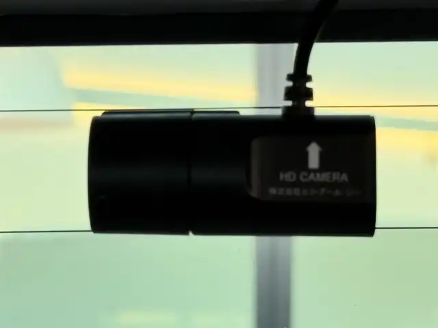 ダイハツ トール カスタムG ターボ 東京都 2021(令3)年 1.5万km パールホワイトⅢ 社外メモリナビ/パノラミックビューモニター/両側パワースライドドア/ETC/ドライブレコーダー/スマートキー/LEDヘッドライト/スマートアシスト/衝突軽減ブレーキ/レーンキープアシスト/レーダークルーズコントロール/コーナーセンサー/ステアリングスイッチ/純正15インチAW