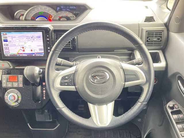 ダイハツ ウェイク G ターボ リミテッド SAⅢ 兵庫県 2020(令2)年 2.1万km パールホワイトⅢ ・純正8インチナビ/・フルセグ・BT・DVD・HDMI・USB/・全方位カメラ/・両側パワースライドドア/・ETC/・社外前方ドライブレコーダー/・スマートアシストIII/・衝突軽減ブレーキ/・レーンキープアシスト/・オートハイビーム/・誤発進抑制機能/・ステアリングスイッチ/・スマートキー/・プッシュスタート/・LEDヘッドライト/・フォグランプ/・オートライト/・社外マフラー/・純正16インチアルミホイール