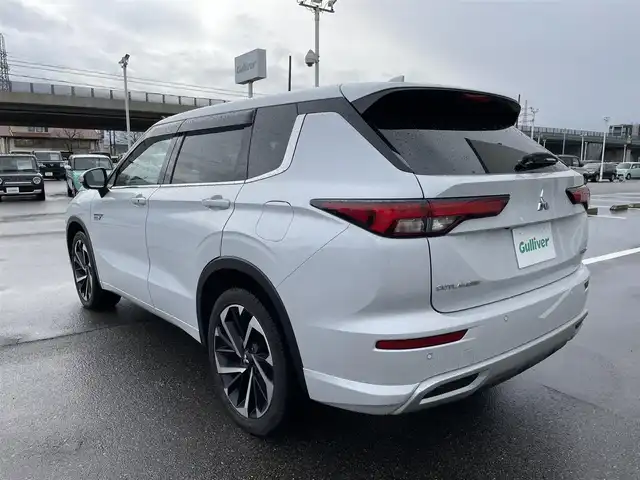 三菱 アウトランダー ＰＨＥＶ