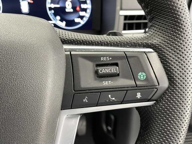 三菱 アウトランダー ＰＨＥＶ P 長野県 2022(令4)年 5.7万km ホワイトダイヤモンド 4WD/純正メモリーナビ/(フルセグ/Bluetooth/AppleCarPlay/USB)/マルチアラウンドモニター/衝突軽減ブレーキ/レーンキープアシスト/レーダークルーズコントロール/シートヒーター/ステアリングヒーター/パワーシート（D席メモリ付き）/パワーバックドア/BOSEサウンド/置くだけ充電/前後ドライブレコーダー/ETC2.0/ヘッドアップディスプレイ/LEDヘッドライト/オートライト/オートマチックハイビーム/横滑り防止装置/20インチ純正アルミホイール