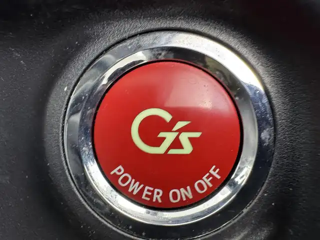 トヨタ アクア G G’s 愛知県 2016(平28)年 6.7万km ライムホワイトパールクリスタルシャイン 社外ナビ　/（フルセグ／ＢＴ／ＣＤ／ＤＶＤ）　/クルーズコントロール　/バックモニター　/衝突軽減システム　/レーンキープアシスト　/ハーフレザーシート　/前席シートヒーター　/ドライブレコーダー　/ETC　/純正AW