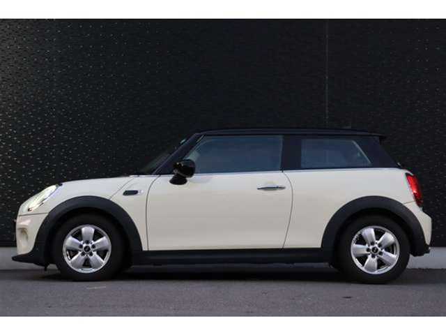 ＭＩＮＩ ミニ クーパー D 東京都 2020(令2)年 6.3万km ペッパー・ホワイト 保証書/取扱説明書/インテリジェントセーフティ/ユニオンジャックテールランプ/純正ナビ/Bluetooth/バックカメラ/オートライト/オートワイパー/純正15インチAW/純正フロアマット/ドライブレコーダー前後（ZDR035）/ETC