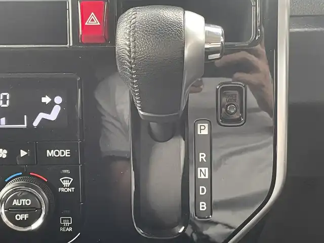 トヨタ タンク カスタムG－T 愛媛県 2020(令2)年 6万km パールホワイトⅢ 純正9インチナビ/（Bluetooth/SD/CD/DVD/フルセグTV)/バックカメラ/ETC/両側パワースライドドア/シートヒーター/クルーズコントロール/純正15インチアルミホイール/純正フロアマット/純正ドアバイザー/LEDヘッドライト/オートライト/フォグランプ/ABS/横滑り防止装置/衝突被害軽減ブレーキ/盗難防止装置