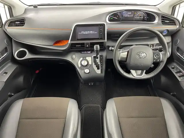 トヨタ シエンタ ハイブリッド G クエロ 大阪府 2019(令1)年 5.2万km ホワイトパールクリスタルシャイン トヨタセーフティセンス/　・衝突軽減ブレーキ/　・プリクラッシュセーフティ　PCS/　・レーンキープアシスト　LKA/　・クルーズコントロール/純正メモリナビ/　AM/FM/CD/DVD/Bluetooth/フルセグTV/バックカメラ/両側パワースライドドア /ハーフレザーシート/LEDオートライト/フォグランプ/スマートキー/プッシュスタート/ビルトインETC2.0/前後コーナーセンサー/パーキングサポートブレーキ/純正１５インチアルミホイール/純正フロアマット/電格ミラー/ドアバイザー