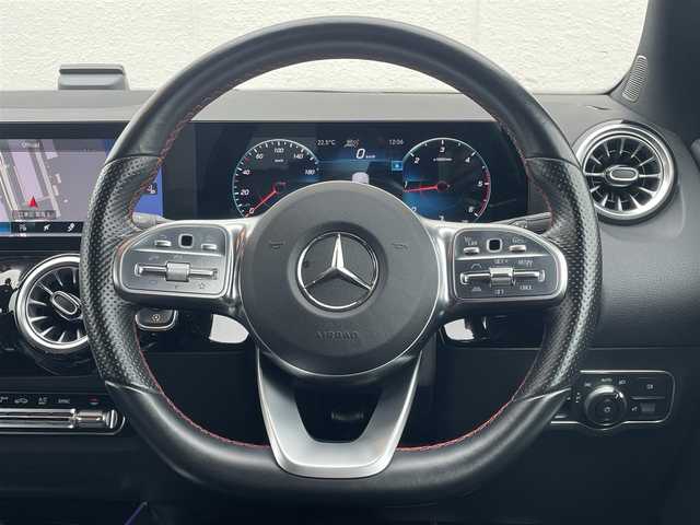 メルセデス・ベンツ Ｍ・ベンツ ＧＬＡ２００ｄ 4マチック AMGライン 東京都 2021(令3)年 4万km コスモスブラック 4WD/純正ナビ/フルセグTV/　/BT/USB/360°カメラ/純正OPドラレコ/ハーフレザー/シートヒーター/レーダーセーフティパッケージ/LEDライト/スマートキー/パドルシフト