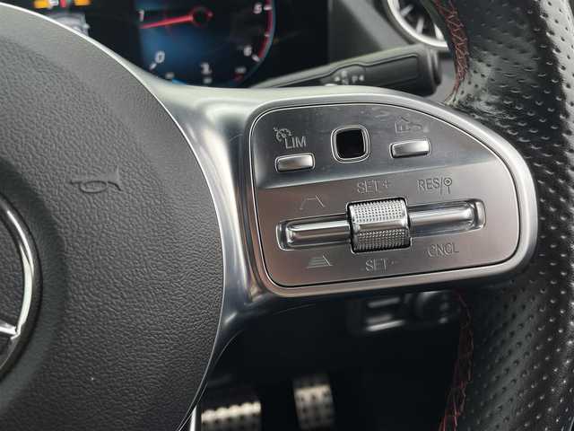 メルセデス・ベンツ Ｍ・ベンツ ＧＬＡ２００ｄ 4マチック AMGライン 東京都 2021(令3)年 4万km コスモスブラック 4WD/純正ナビ/フルセグTV/　/BT/USB/360°カメラ/純正OPドラレコ/ハーフレザー/シートヒーター/レーダーセーフティパッケージ/LEDライト/スマートキー/パドルシフト